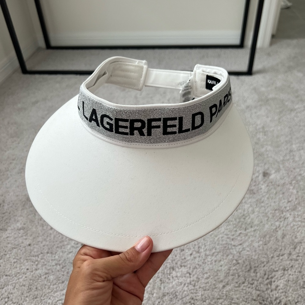 KARL LAGERFELD Paris CAP